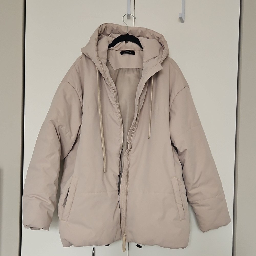 Women's Cream Hooded Puffer Jacket